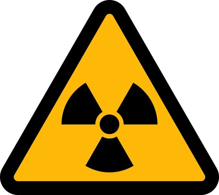  Gambar  Simbol  Bahan Radioaktif MateriKimia