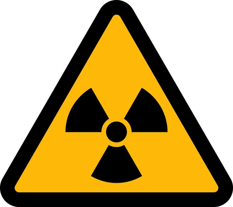  Gambar  Simbol  Bahan Radioaktif MateriKimia