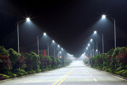 Lampu Penerangan Jalan yang Menggunakan Sensor Cahaya