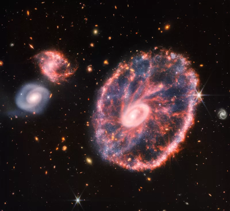 Gambar Galaksi Cartwheel